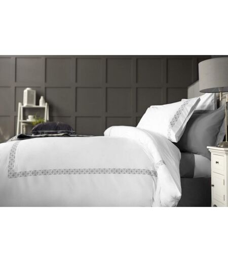Parure De Lit Addison Blanc Gris Belledorm