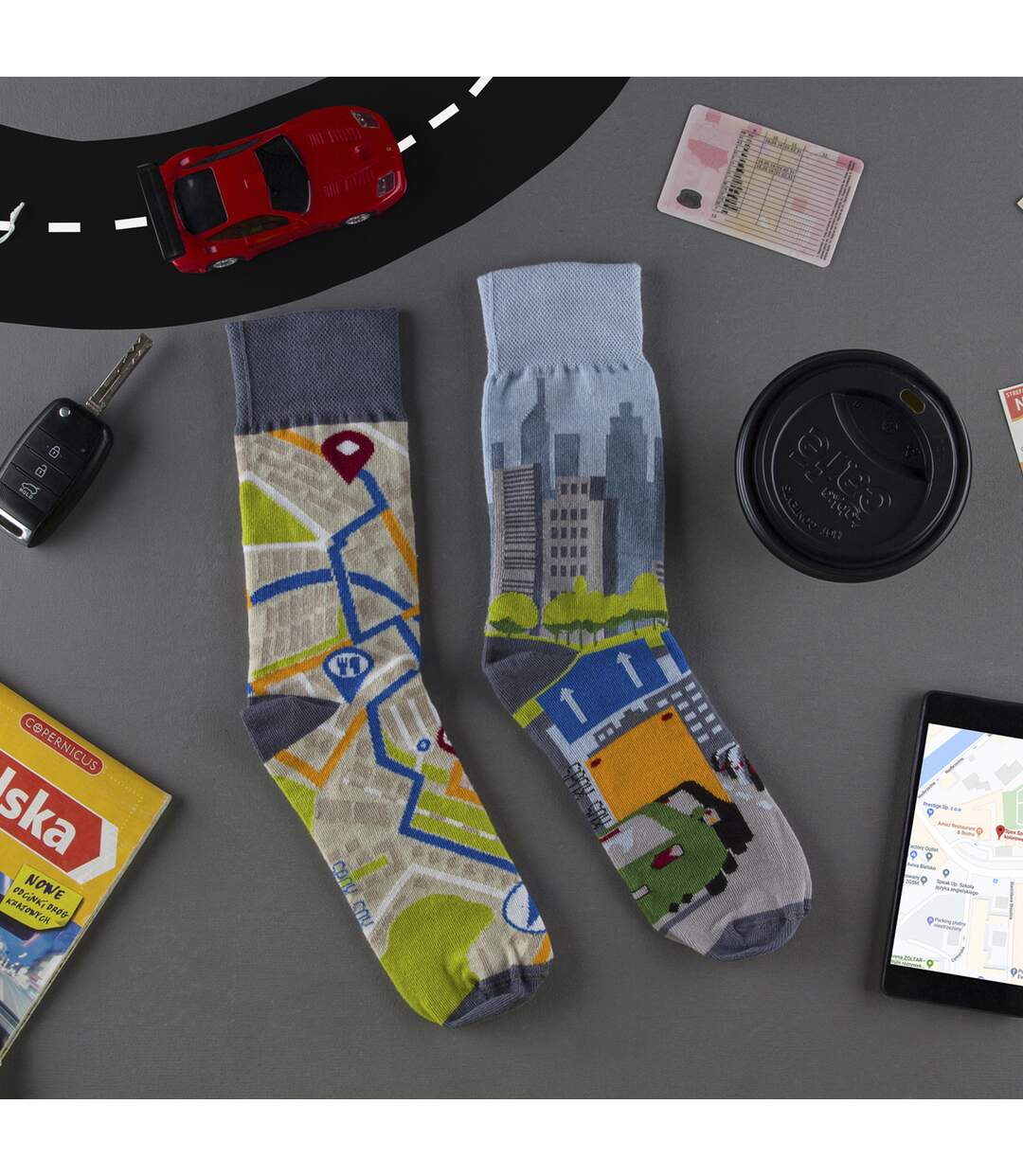 1 Pack Unisex Mismatched Novelty Odd Socks - Big City Life-2