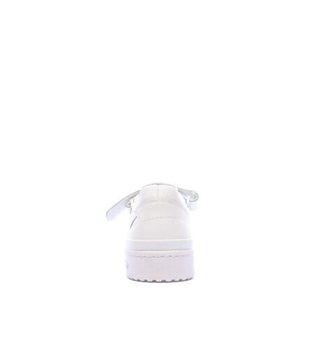 Baskets blanches homme adidas forum