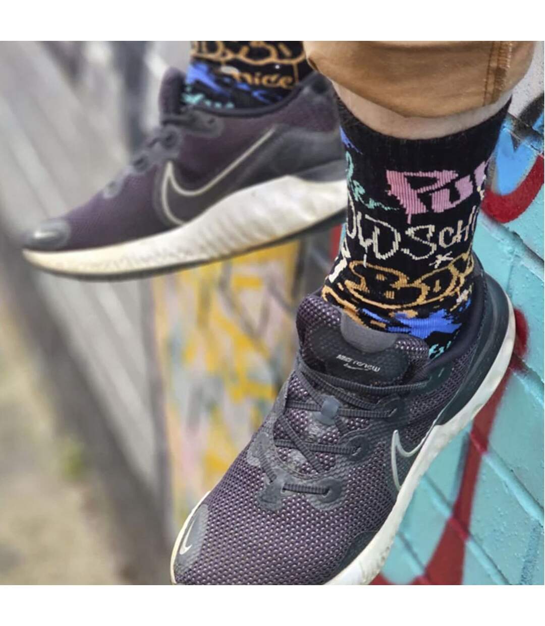 Mens Crew Socks with Street Graffiti-4