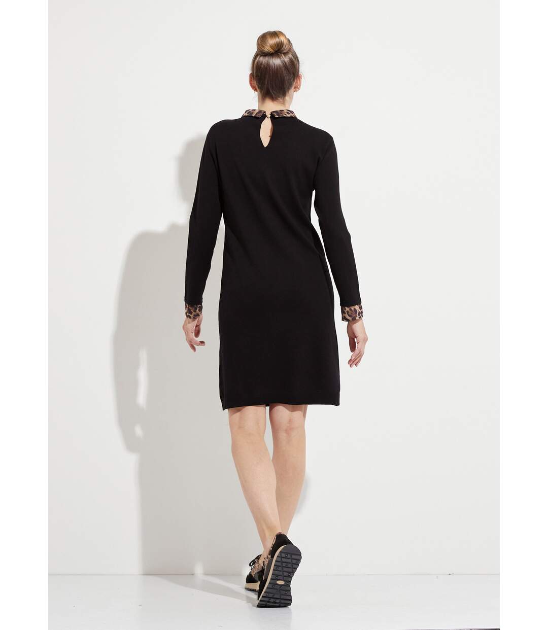 Robe-pull noire effet 2 en 1 voile imprimé léopard-2