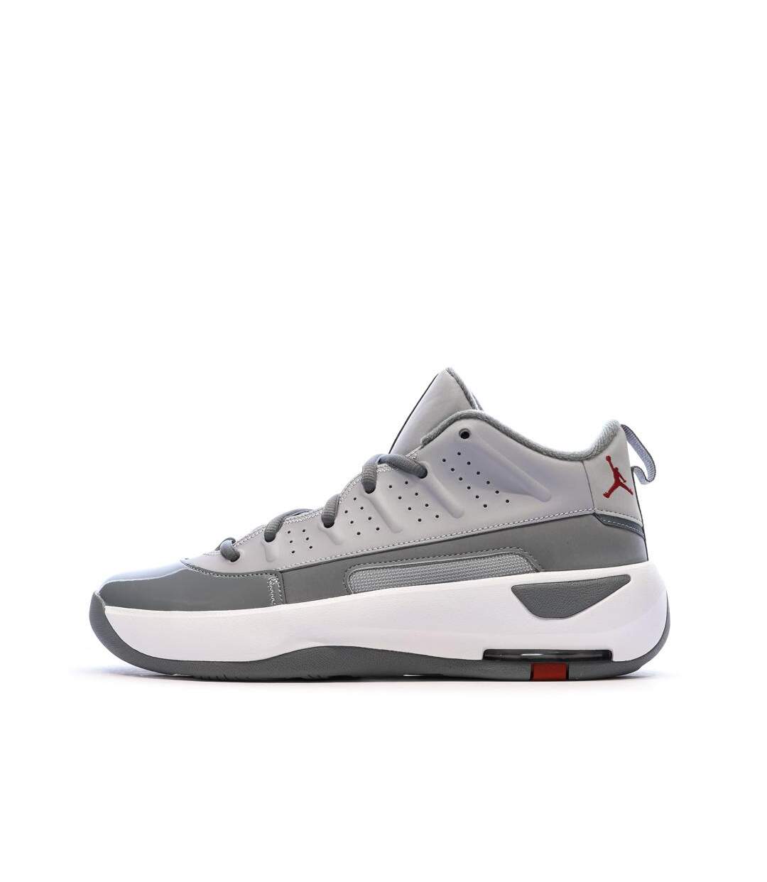 Baskets grises homme nike jordan max aura 7-1