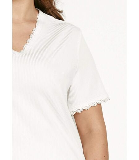 T-shirt col V fines côtes dentelle manches courtes