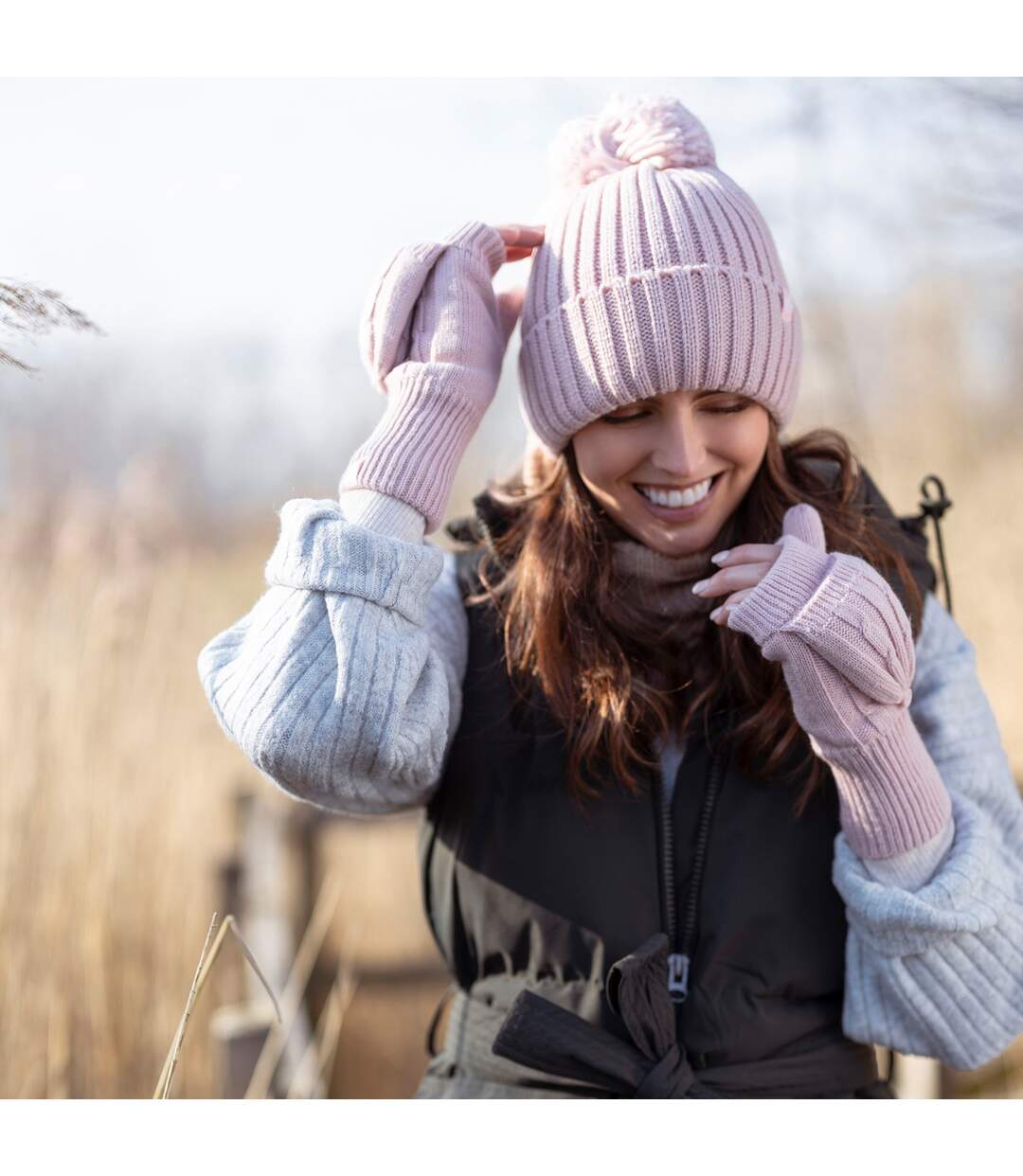 Ladies Cable Knit 2.3 Tog Thermal Winter Fingerless Converter Gloves-5