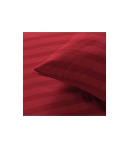 Parure de Lit 3 Pièces Cleo 240x220cm Rouge