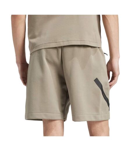 Short marron homme adidas je3077