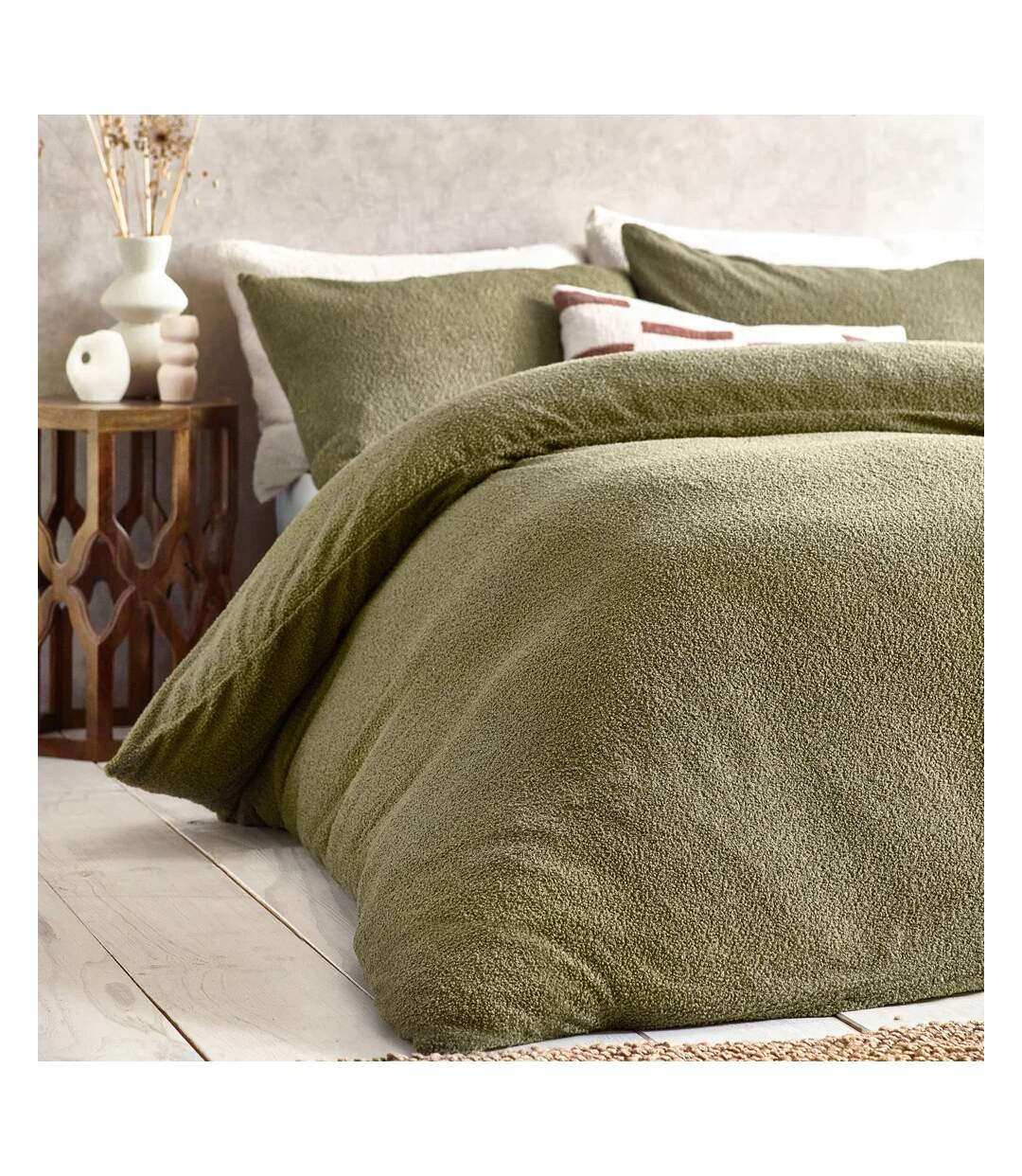 Bouclé textured duvet cover set olive Yard