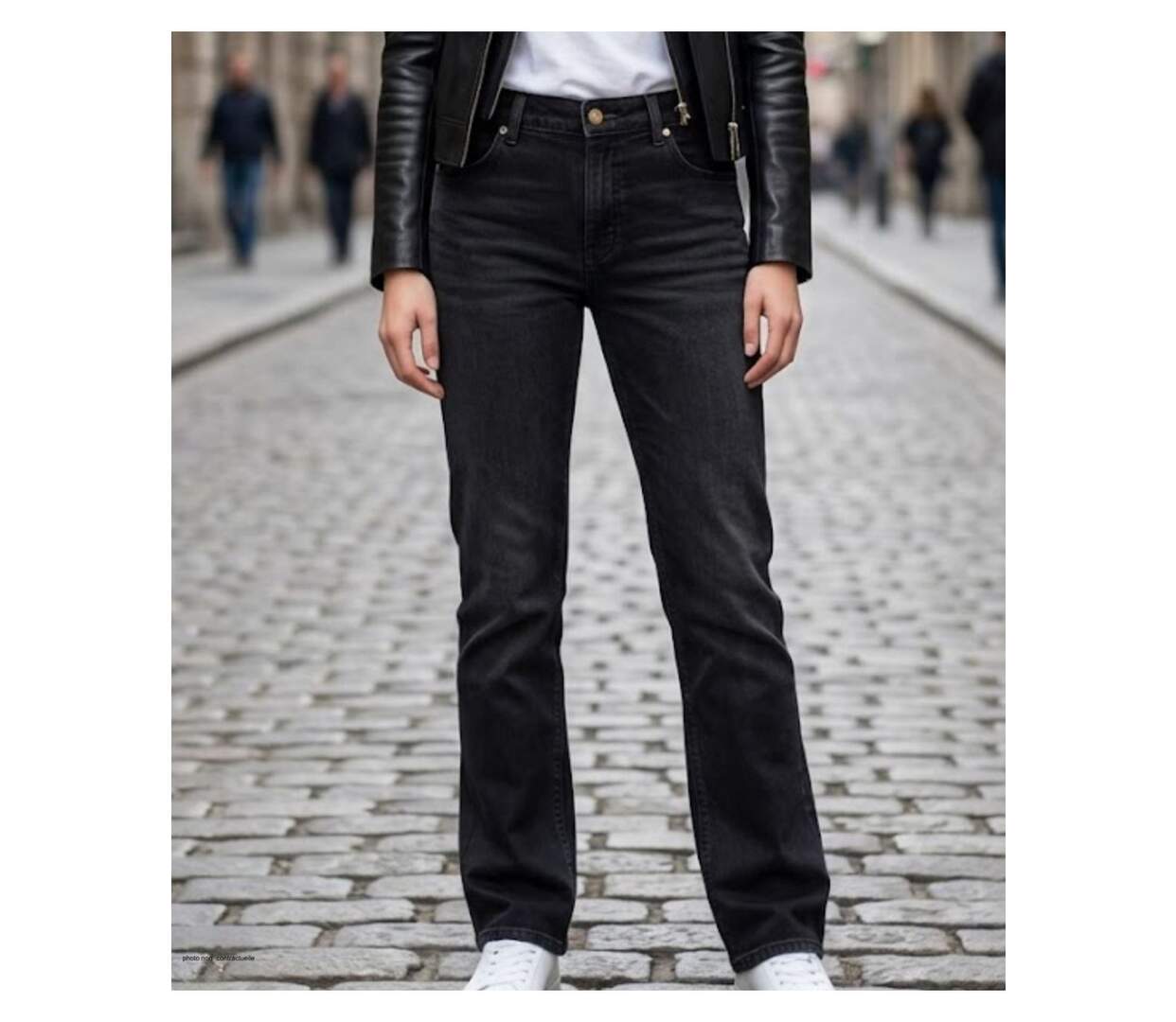 MAYFLOWER OUDA - Jean en tissu extensible pour femme : le confort absolu d'un denim stretch noir galbant-1