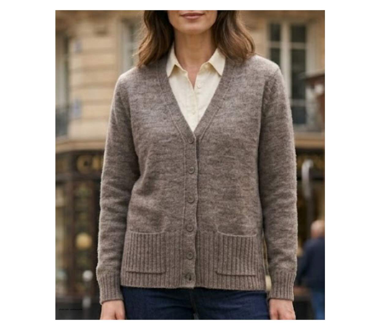 MAYFLOWER DERBY2T - Gilet boutonné taupe en laine mélangée : élégance et douceur naturelle-1
