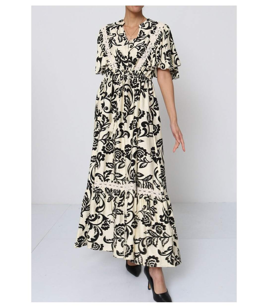 Robe-1