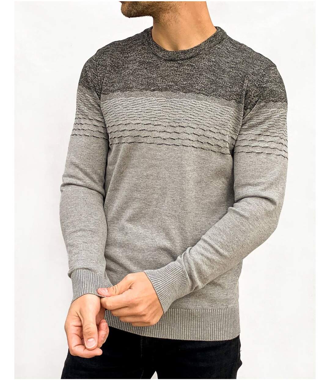 Pull homme fine maille gris dégradé tricoté à motifs ...
