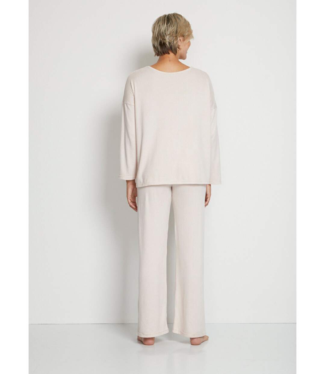 Pyjama uni manches longues maille douce-2