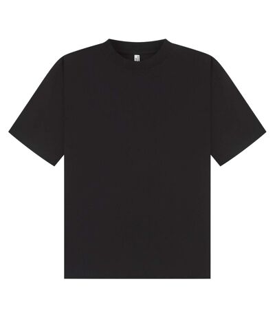 Noir Casual Classics