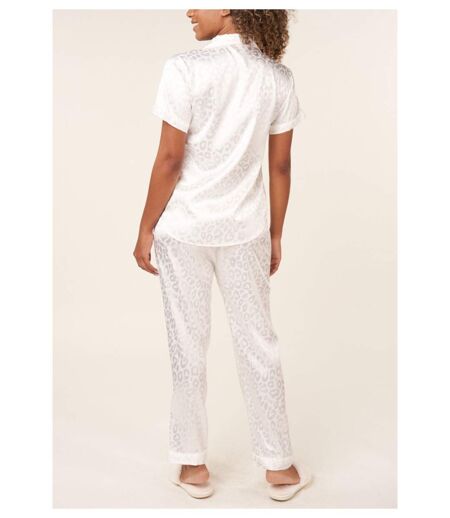 Pyjama fluide en satin