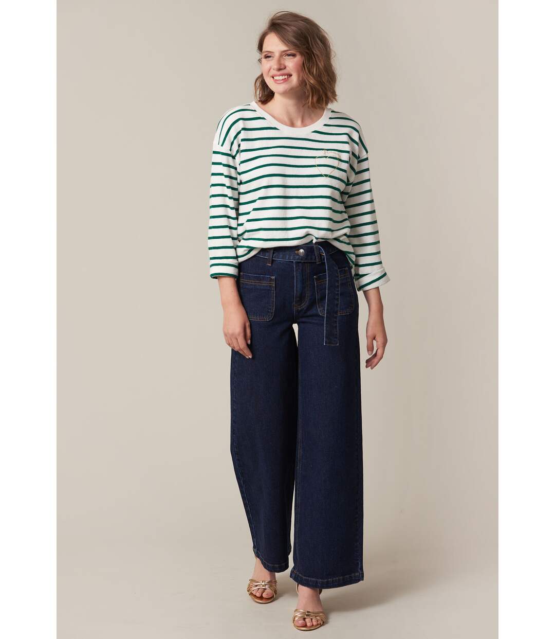 Jean large et intemporel, idéal pour toutes les occasions KAMI-4
