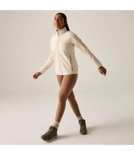 Veste Softshell Imperméable À Doublure Duveteuse Moutdale Femme Beige Clair Regatta