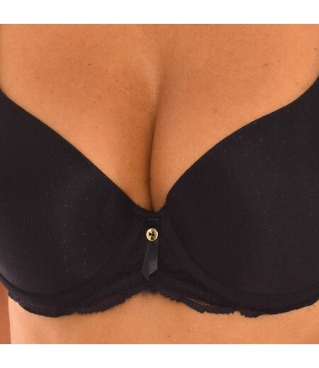 Underwired bra with P09AW cups for women, a design that provides support and shaping to the female bust