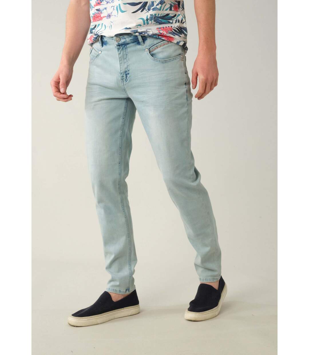 Jean style rock pour homme CAESAR