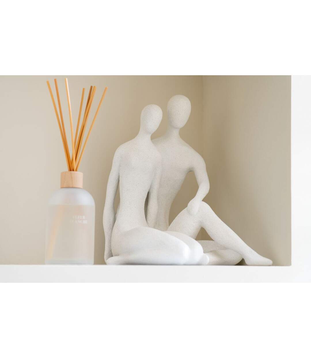 Statuette Couple Assis Moderne 35cm Blanc-5