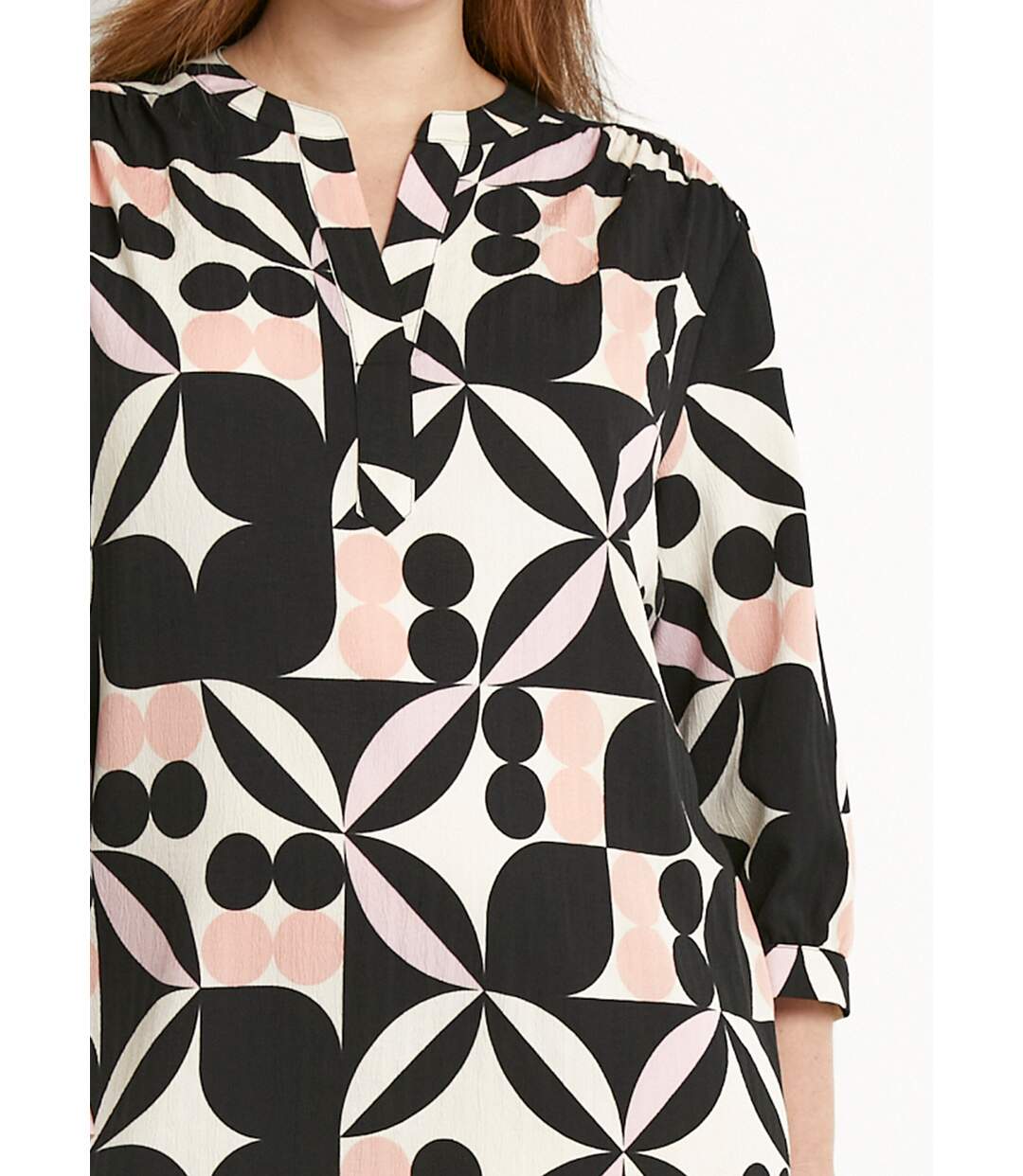 Robe droite courte manches 3/4 motif graphique-3