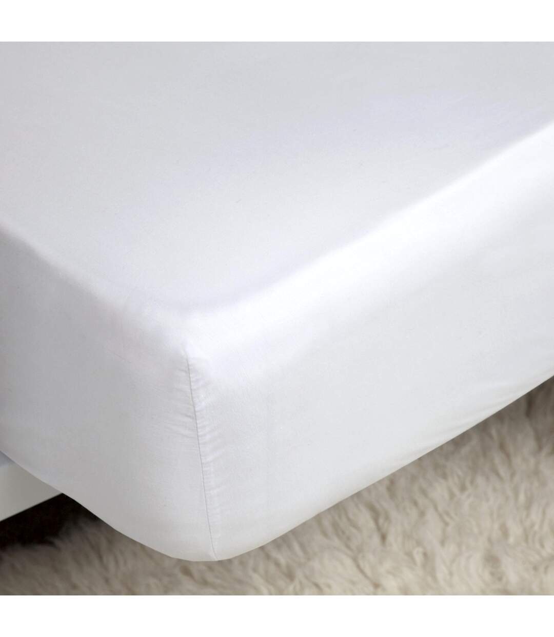 Easycare percale fitted sheet white Belledorm-1