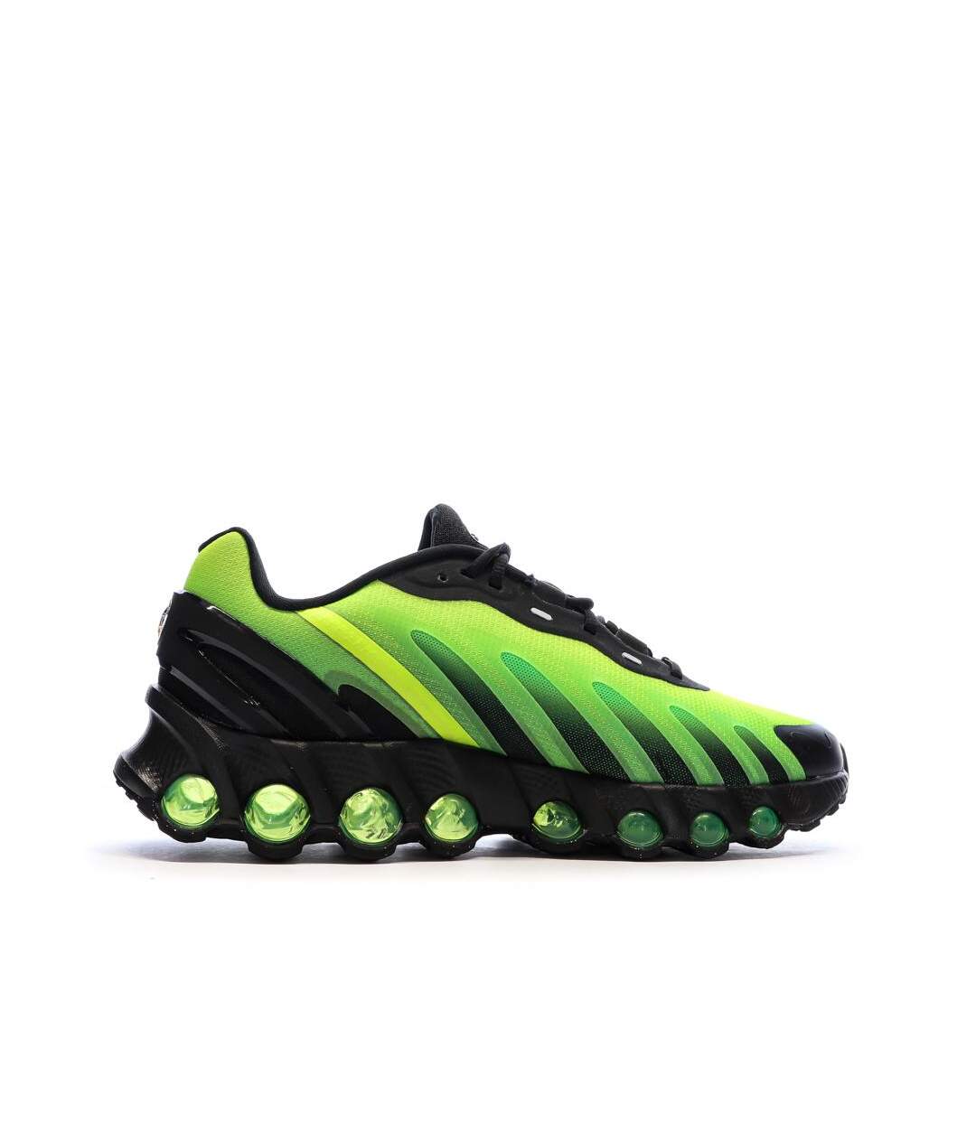 Baskets noires/vertes homme nike air max dn8-2