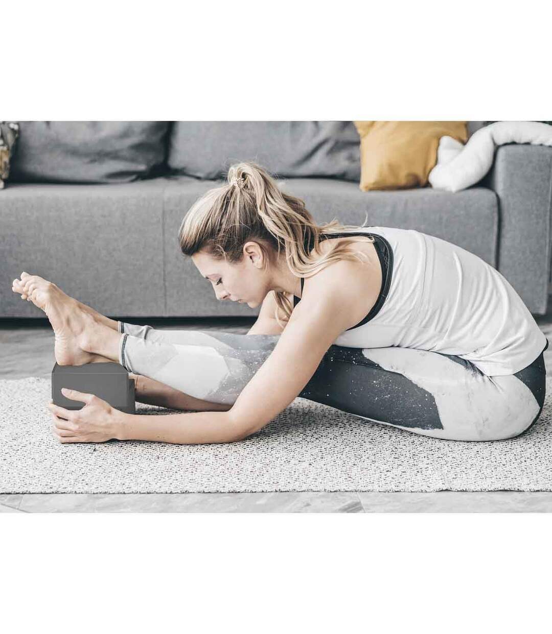 Bloc de Yoga Mousse 23cm Gris-4
