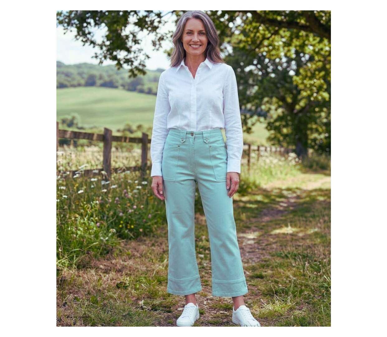 MAYFLOWER Basic Stretch : Pantacourt femme Bleu Ciel Lagon en coton extensible-5