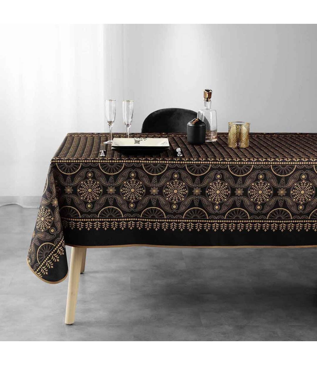 Nappe Imprimée Sherine 150x240cm Noir-3