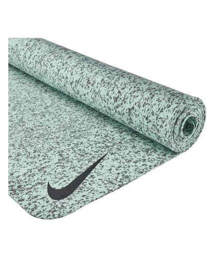 Tapis de yoga vert mixte nike mat