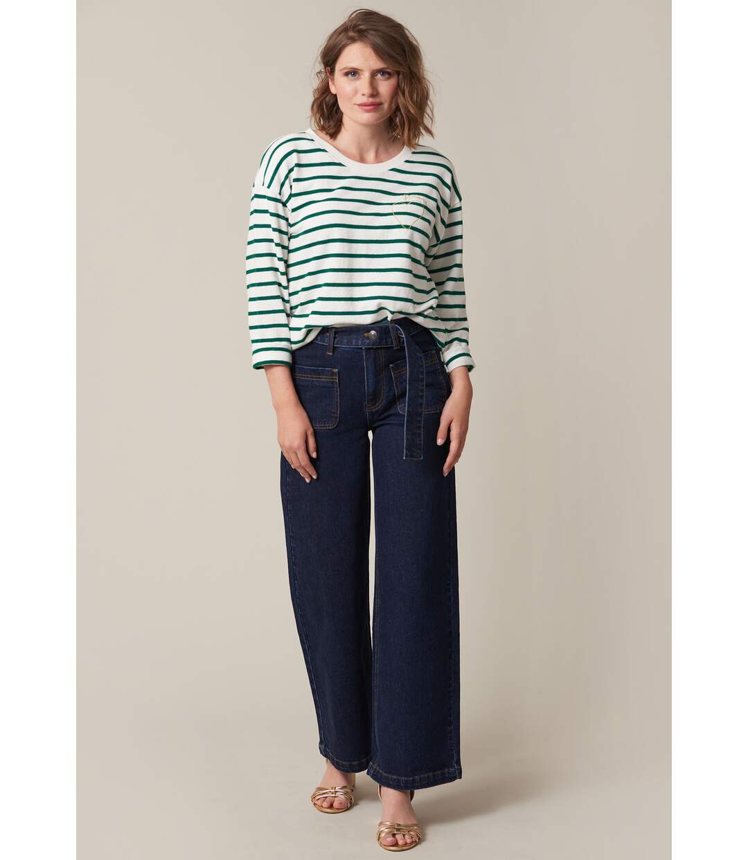 Jean large et intemporel, idéal pour toutes les occasions KAMI-1