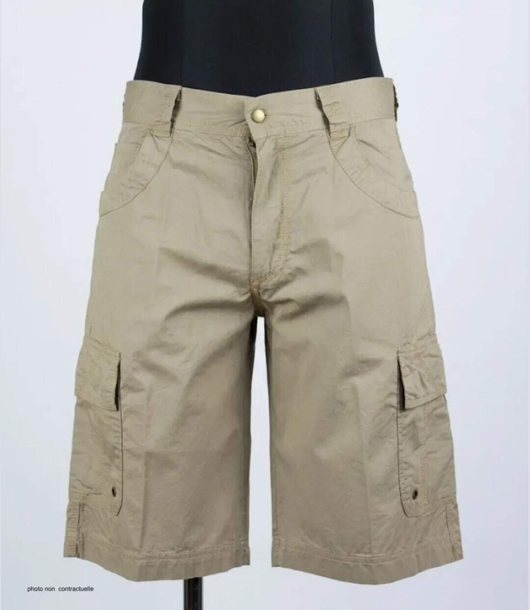 AXXANO AE1103S Bermuda uni en coton pour un look d'été décontracté et élégant-3