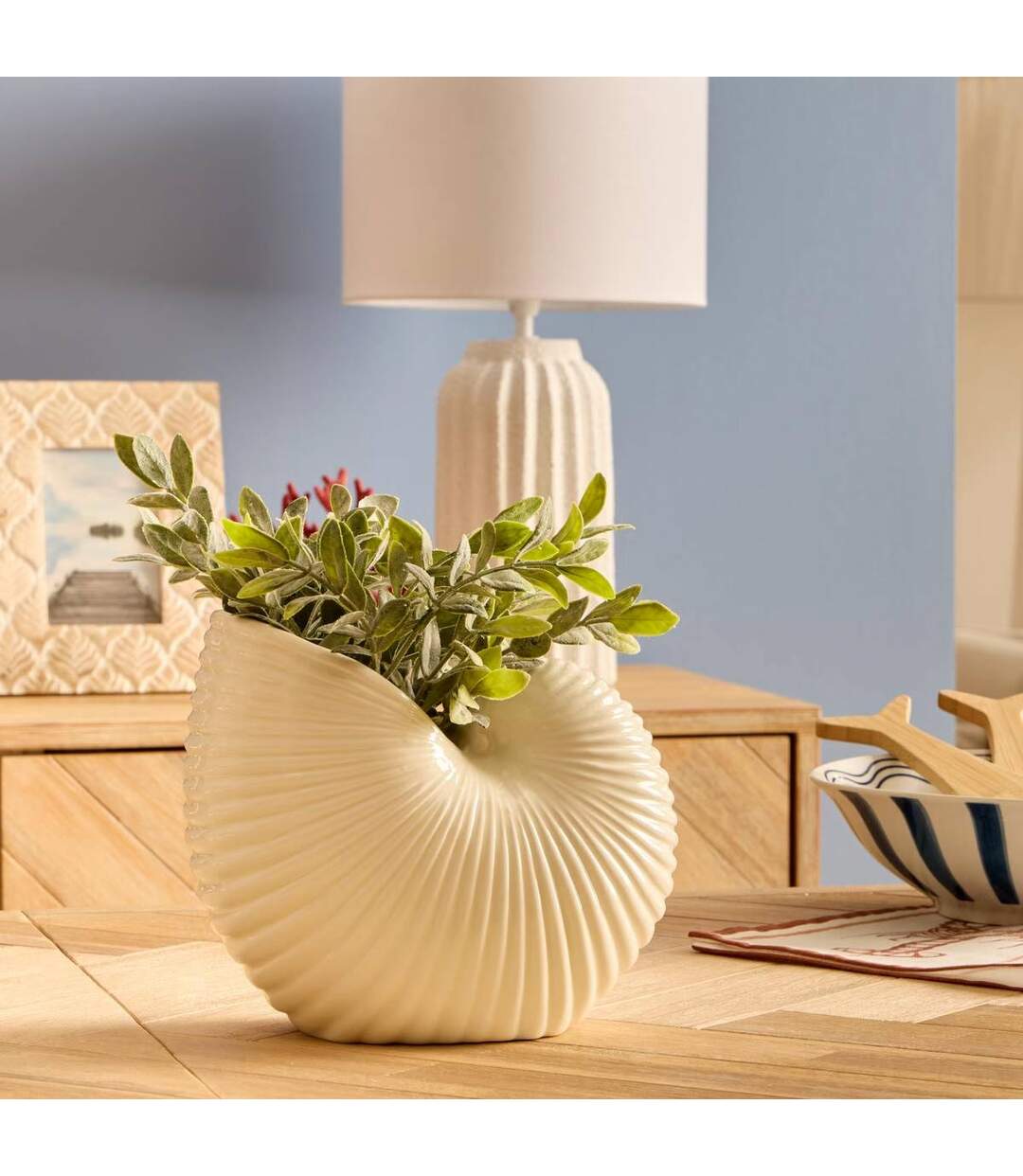 Vase Coquillage en Dolomite Océania 22cm Blanc-3