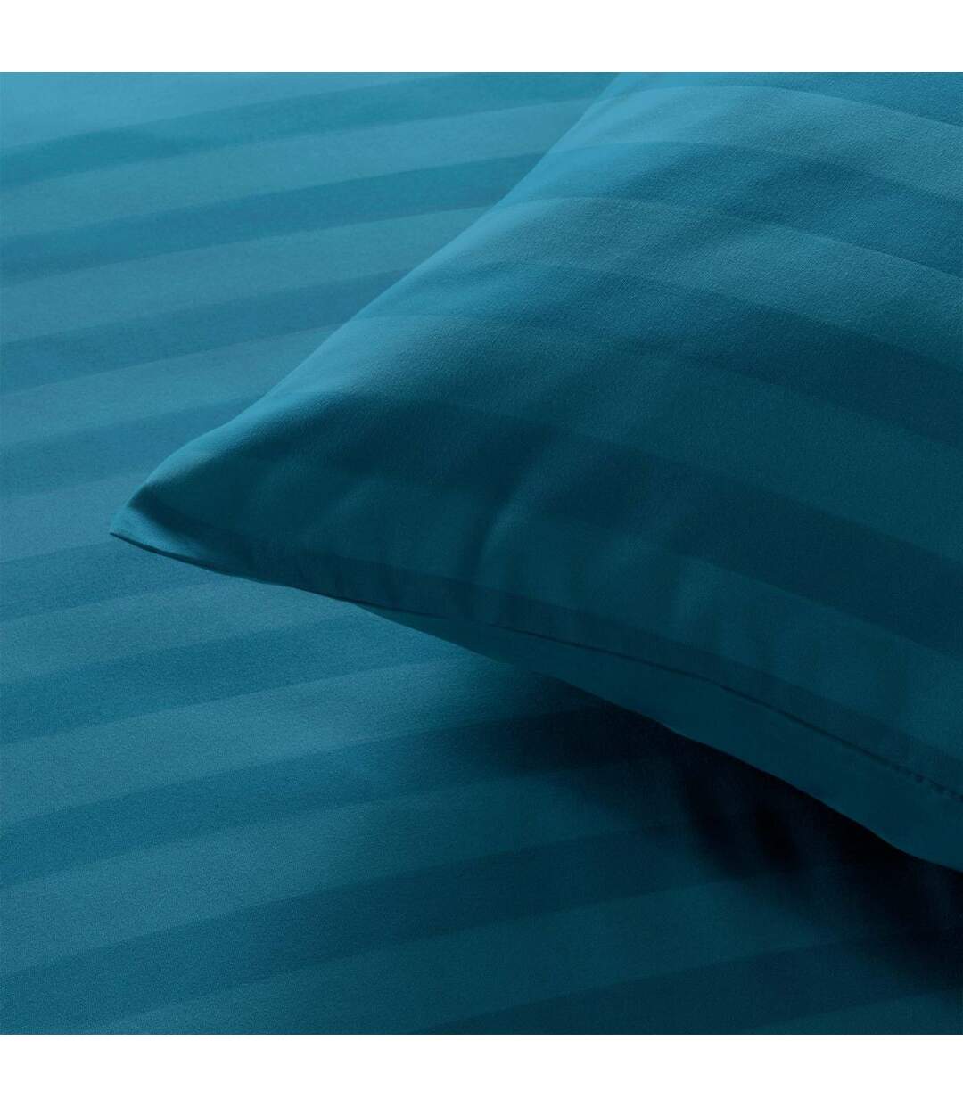 Parure de Lit 3 Pièces Cleo 240x220cm Bleu Nuit-2