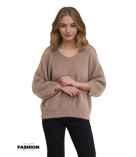 Pull femme manches longues - Couleur beige - Col en pointe