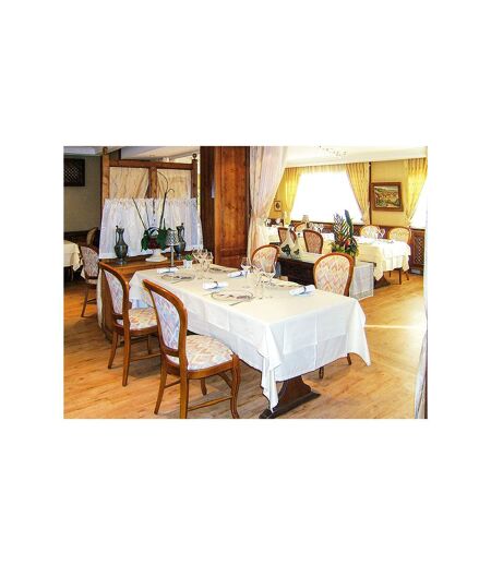 Repas gastronomique en duo dans un restaurant remarqué par le Guide MICHELIN 2023 en Franche-Comté - SMARTBOX - Coffret Cadeau Gastronomie