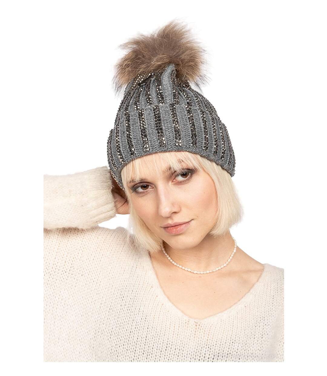 Bonnet femme avec pompon  avec strass - 100% acrylique - Couleur gris