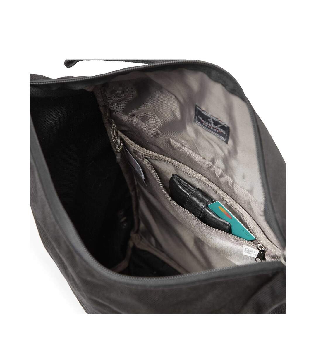 Kiwi Roll Top 16l Backpack One Size Black Craghoppers-4