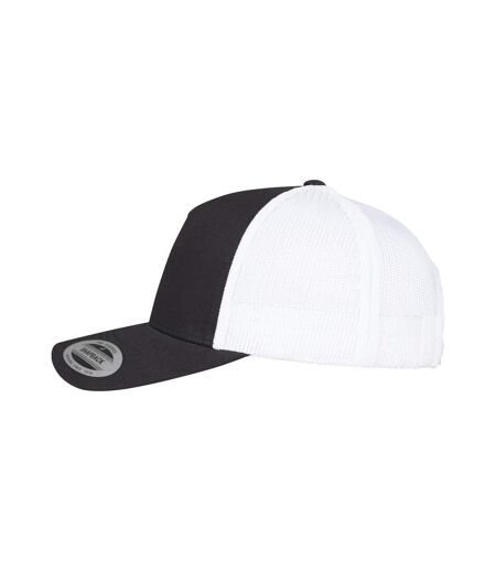 Unisex Adult Two Tone 5 Panel Trucker Cap Black White Flexfit