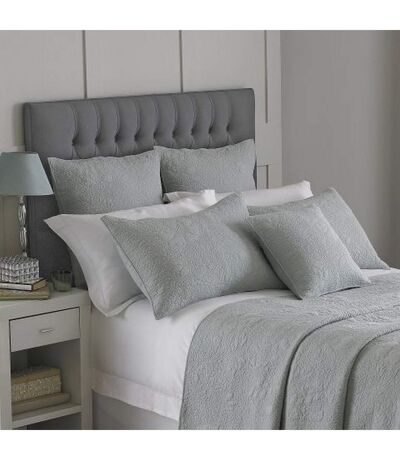 Riva Home Belves - Housse décorative pour oreiller matelassée à motif floral (édition limitée) (Bleu dragée) - UTRV1067