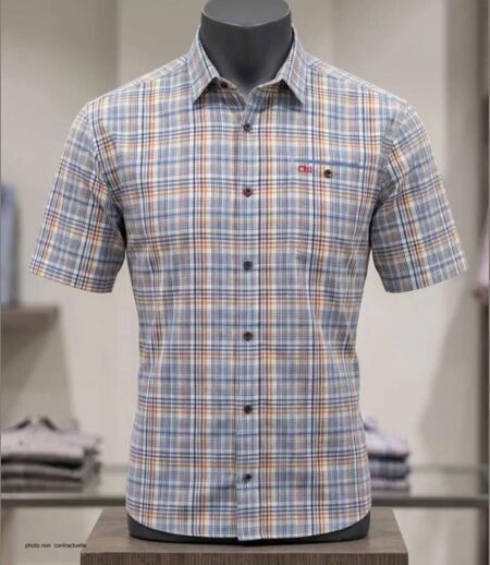 CHALLENGER CH4010 Chemisettes manches courtes : le style infroissable et dynamique