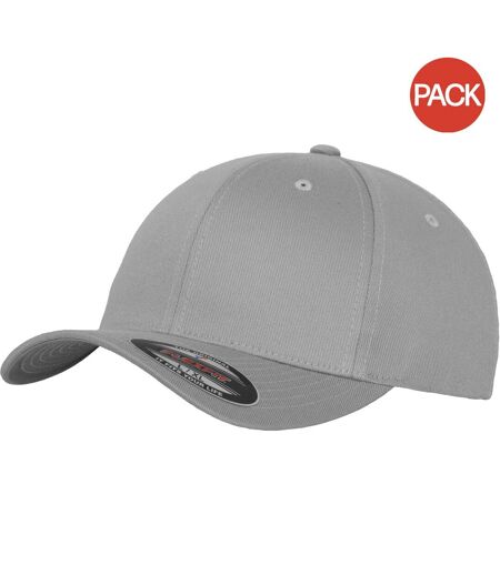 Pack of 2  Mens flexfit fitted baseball cap  silver Yupoong