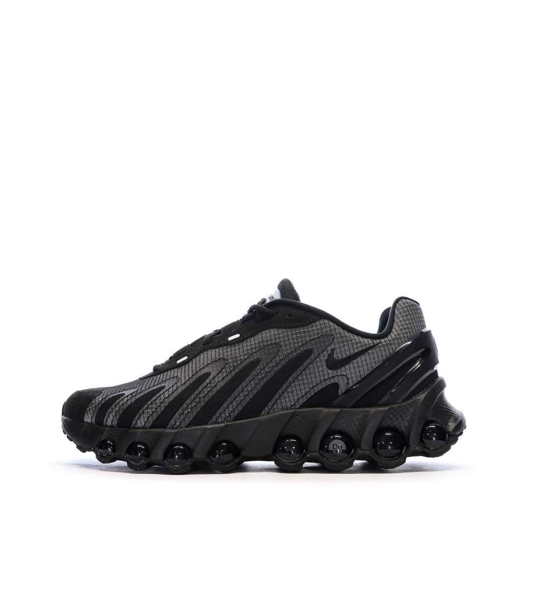Baskets noires homme nike air max dn8-1
