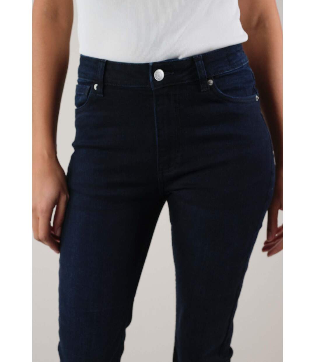 Jean slim pour femme-3