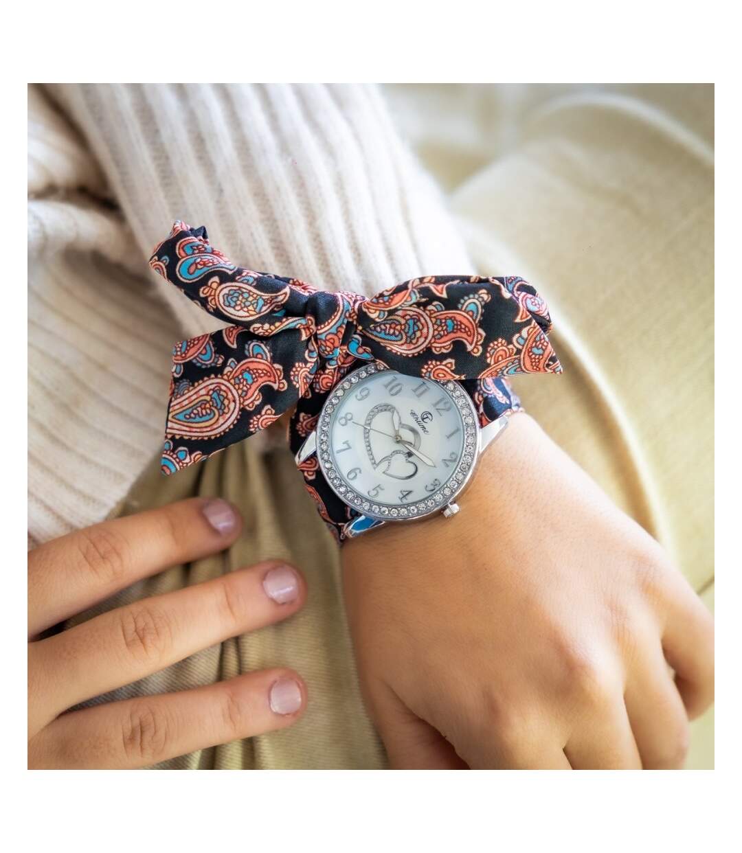 Montre pour Femme fashion Foulard CHTIME