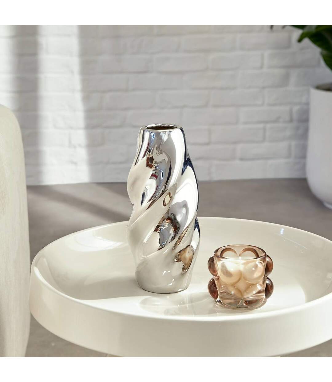Vase Design Torsadé en Dolomite Sky 21cm Argent-3