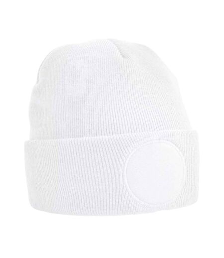 Circular Patch Beanie White Beechfield