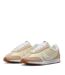 Baskets Waffle Debut Femme Blanc Cassé Marron Pâle Nike-3