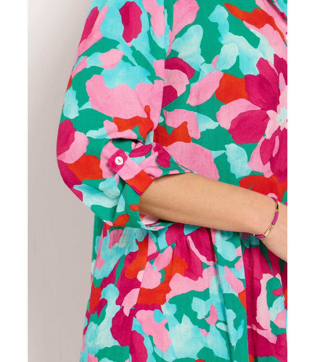 Robe-chemisier courte fleurie manches 3/4 retroussables-3