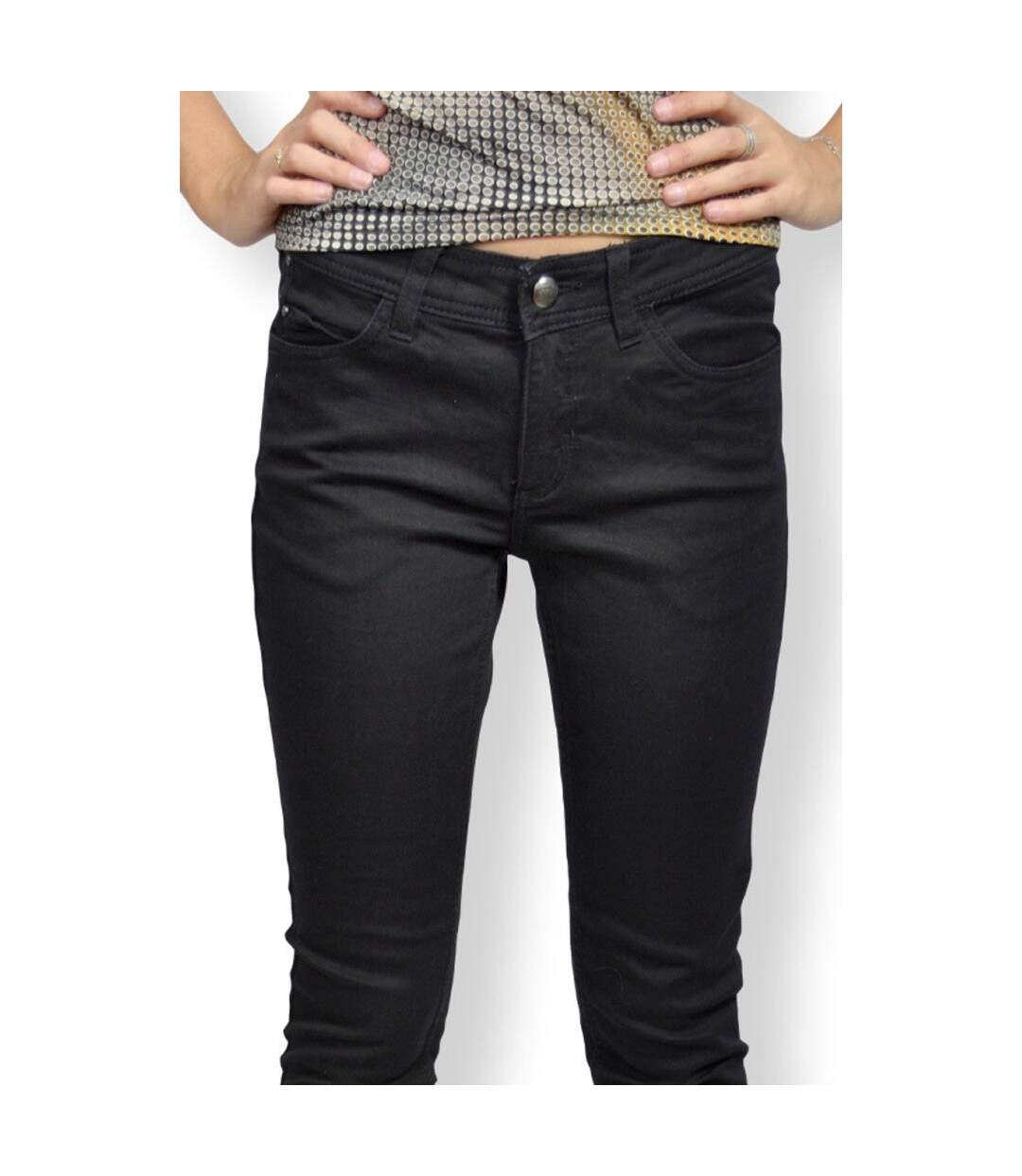 Pantalon femme coupe slim de couleur noir